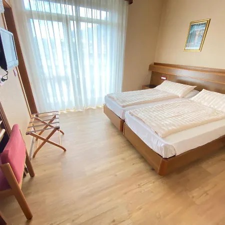 Sunlake Hotel 3* Riva del Garda