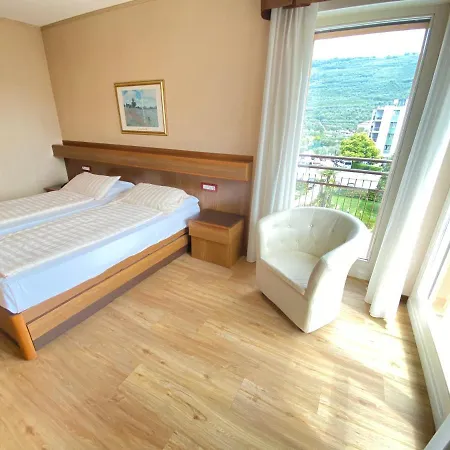 Sunlake Hotel 3* Riva del Garda