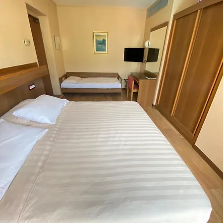 Giuliana Hotel Riva del Garda